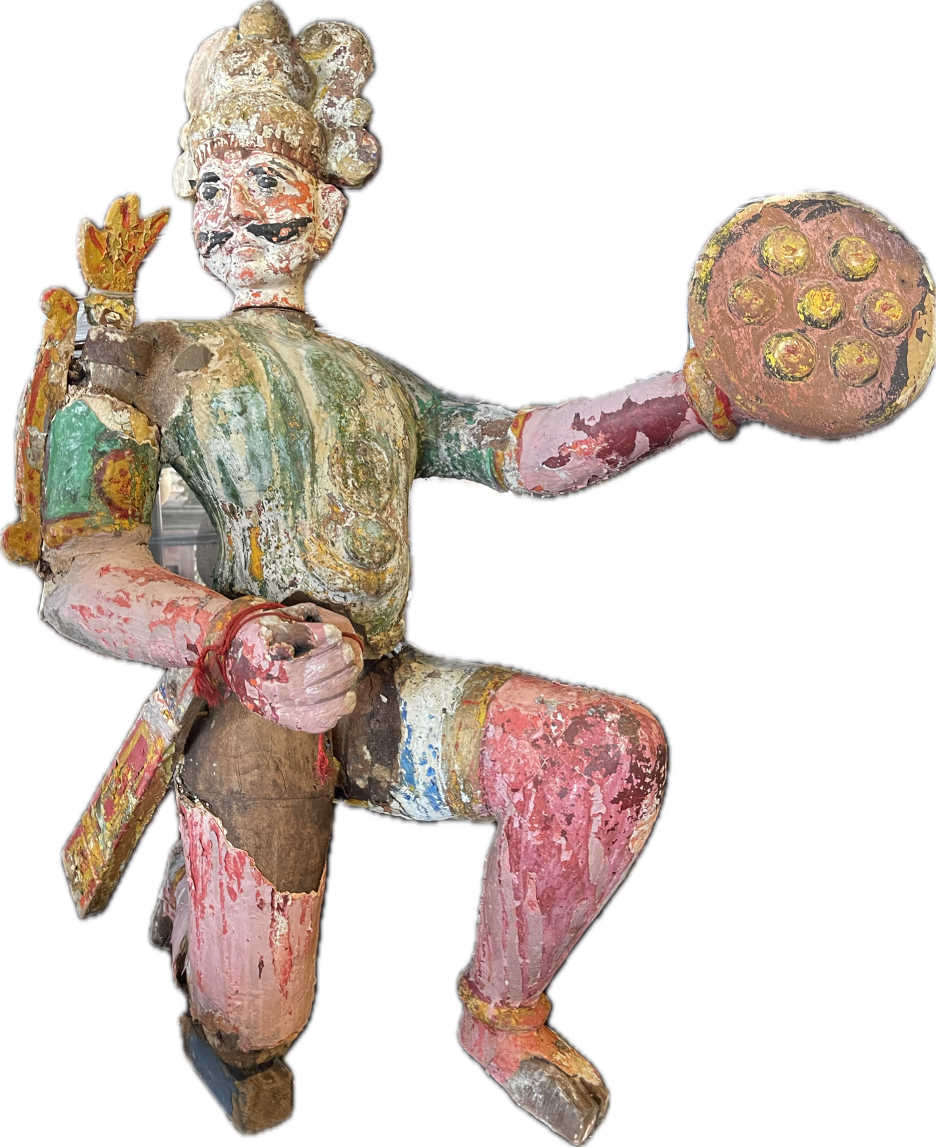 Statue de gardien de temple en bois polychrome